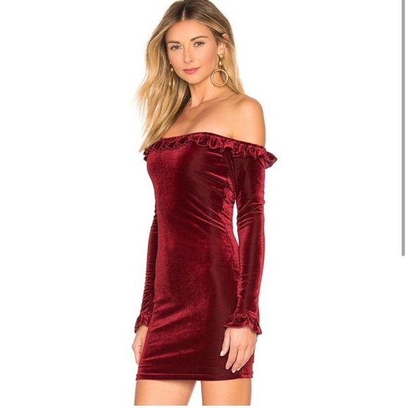 REVOLVE ABOUT US Danielle Red Velvet Off Shoulder Ribbed Bodycon Mini Dress M - Picture 3 of 14